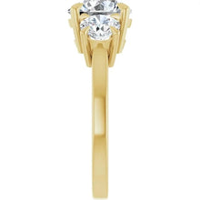 The Signature 3-Stone Engagement Ring | Round | 3 CTW