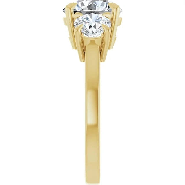 The Signature 3-Stone Engagement Ring | Round | 3 CTW
