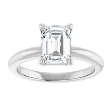 The Signature Solitaire Engagement Ring | Emerald | 2 CTW