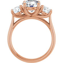 The Classic 3-Stone Engagement Ring | Round | 3 ⅕ CTW