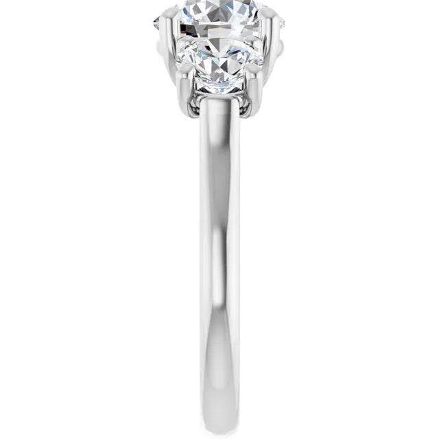 The Classic 3-Stone Engagement Ring | Round | 3 ⅕ CTW