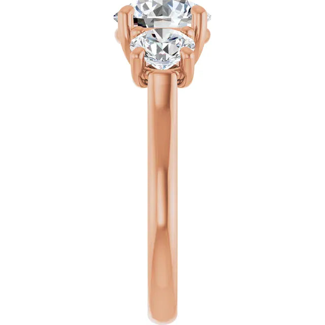 The Classic 3-Stone Engagement Ring | Round | 3 ⅕ CTW