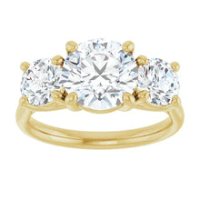 The Classic 3-Stone Engagement Ring | Round | 3 ⅕ CTW
