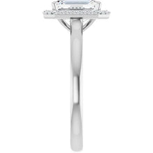 The Classic Halo Engagement Ring | Emerald | 2 ¼ CTW