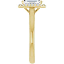 The Classic Halo Engagement Ring | Emerald | 2 ¼ CTW