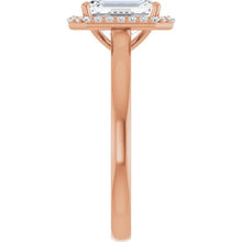 The Classic Halo Engagement Ring | Emerald | 2 ¼ CTW