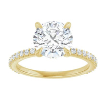 The Iconic Secret Halo Pavé Engagement Ring | Round | 2 ⅜ CTW