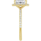 The Timeless Pavé Halo Engagement Ring | Emerald | 2 ⅓ CTW