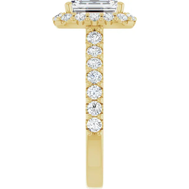 The Iconic Pavé Halo Engagement Ring | Emerald | 2 ¾ CTW