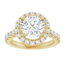 The Iconic Pavé Halo Engagement Ring | Round | 2 ¾ CTW