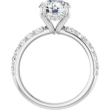 The Iconic Hidden Halo Engagement Ring | Round | 2 ½ CTW