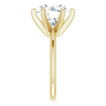 The Classic 6-Prong Engagement Ring | Round | 5 CTW