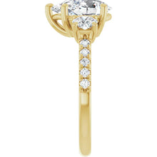 The Iconic 3-Stone Pavé Engagement Ring | Pear | 3 CTW