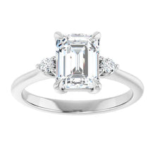 The Signature Side Stone Engagement Ring | Emerald | 2 ⅕ CTW