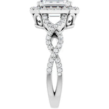 The Iconic Twisted Halo Engagement Ring | Emerald | 2 ½ CTW