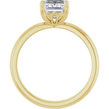 The Iconic Solitaire Engagement Ring | Emerald | 2 CTW