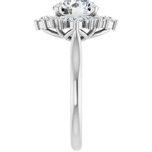 The Royal Halo Engagement Ring | Round | 2 ⅜ CTW