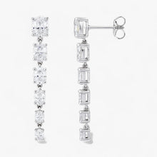 The Oval Dangle Earrings