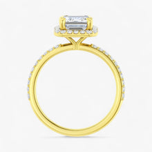 The Timeless Pavé Halo Engagement Ring | Emerald