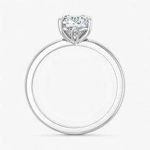 The Iconic Solitaire Engagement Ring | Emerald