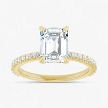 The Iconic Secret Halo Pavé Engagement Ring | Emerald