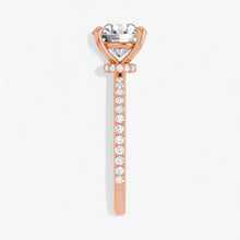 The Iconic Secret Halo Pavé Engagement Ring | Round
