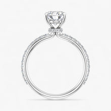 The Iconic Secret Halo Pavé Engagement Ring | Cushion