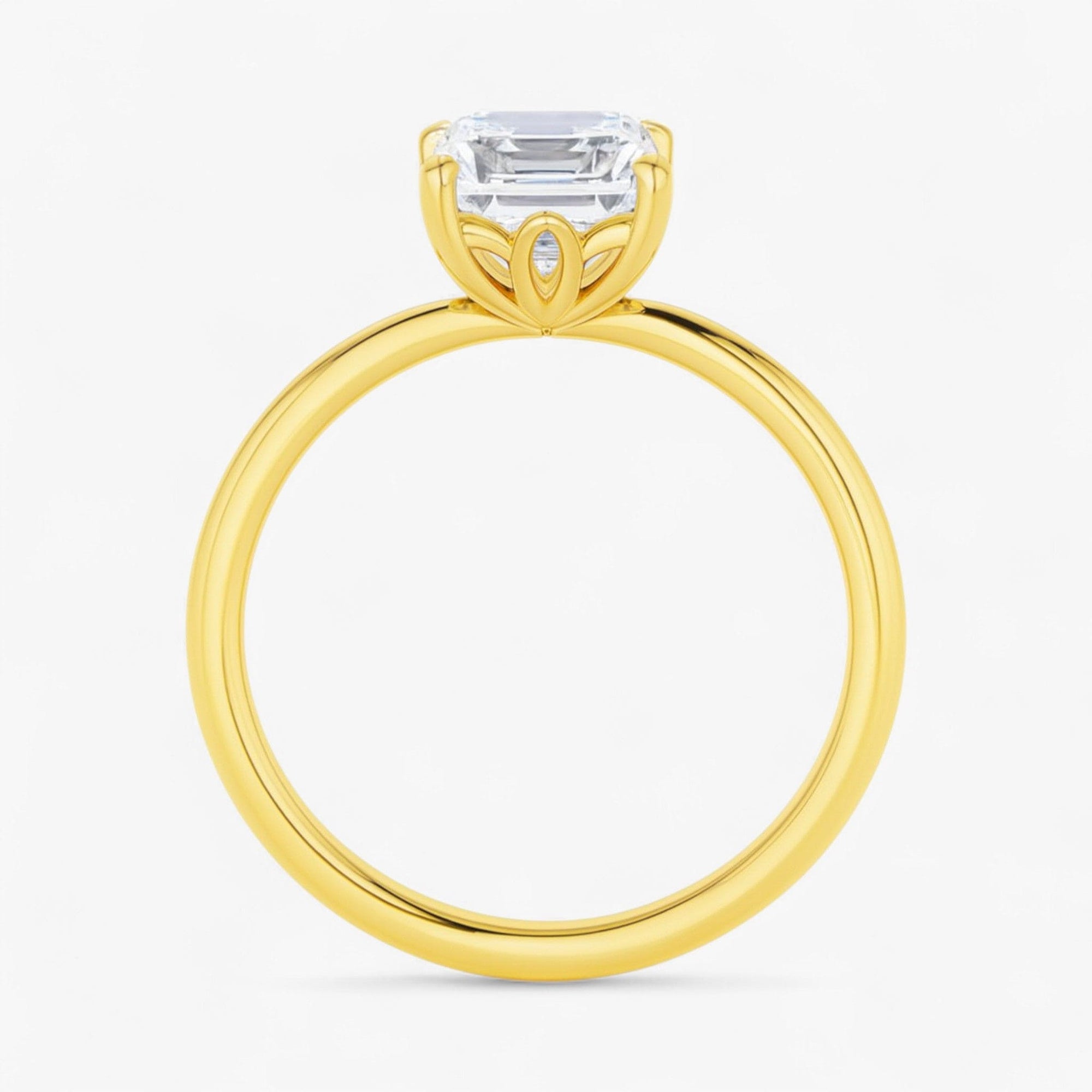 The Iconic Solitaire Engagement Ring | Emerald