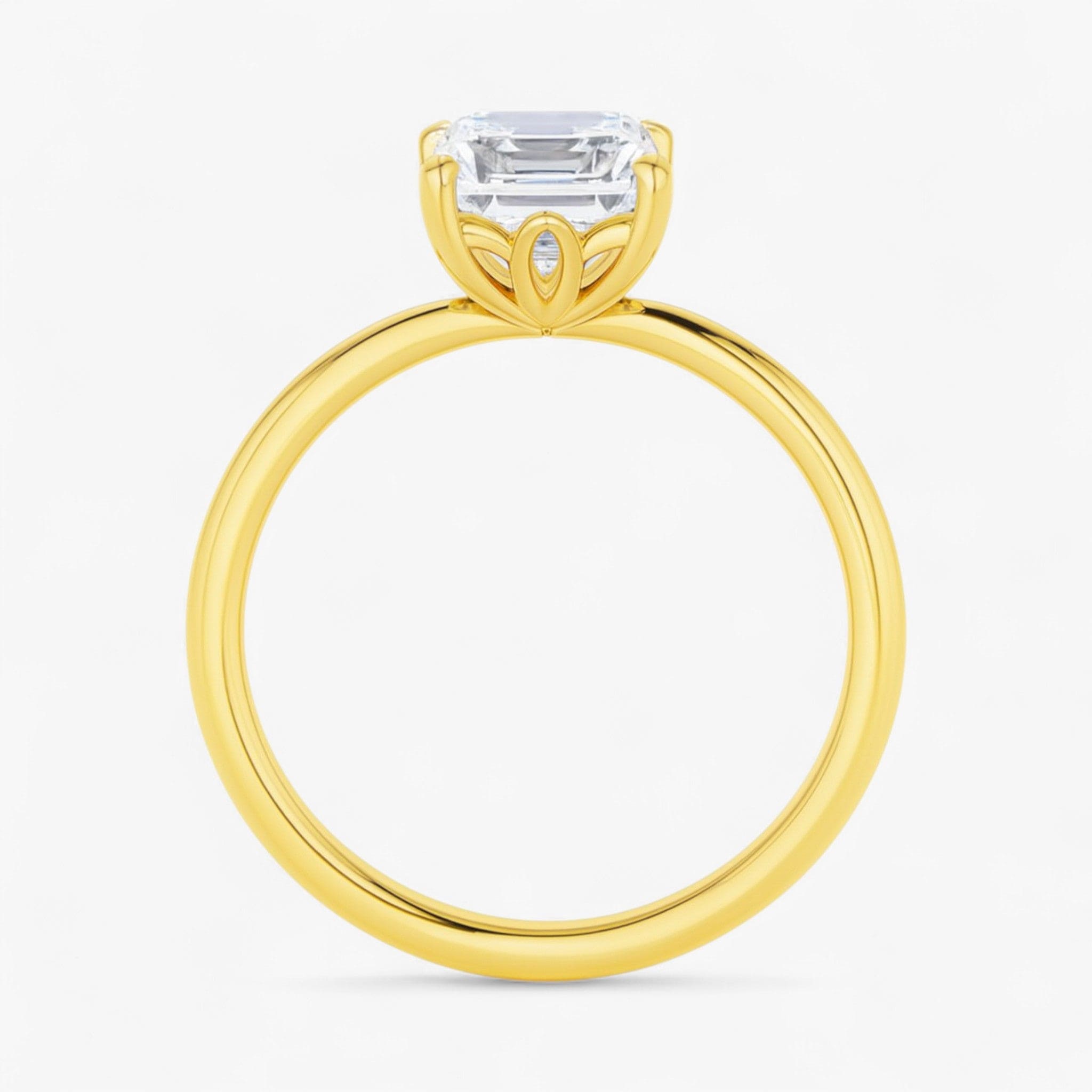The Iconic Solitaire Engagement Ring | Emerald