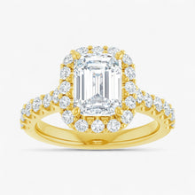 The Iconic Pavé Halo Engagement Ring | Emerald