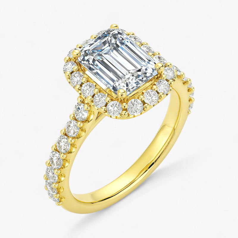 The Iconic Pavé Halo Engagement Ring | Emerald