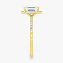 The Timeless Pavé Halo Engagement Ring | Emerald