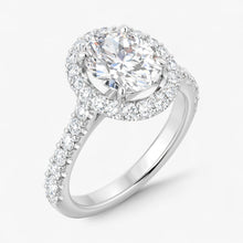 The Iconic Pavé Halo Engagement Ring | Oval