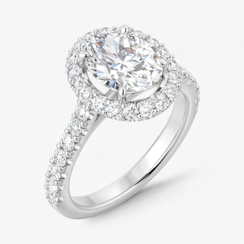 The Iconic Pavé Halo Engagement Ring | Oval