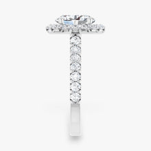 The Iconic Pavé Halo Engagement Ring | Oval