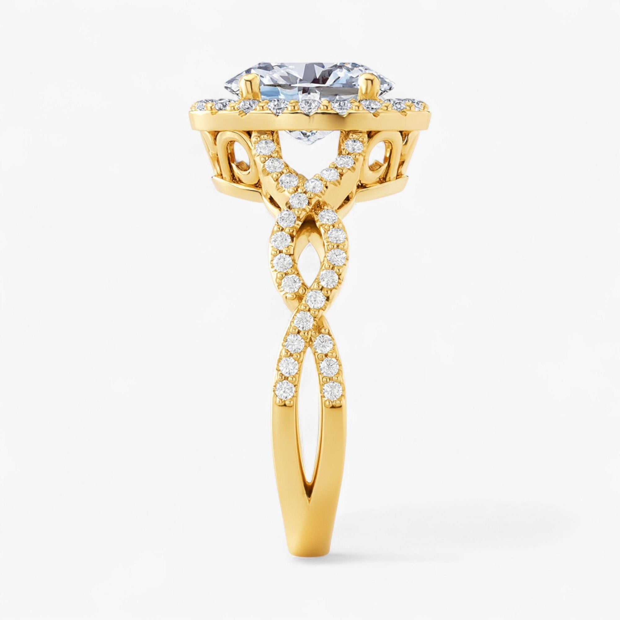 The Iconic Twisted Halo Engagement Ring | Oval