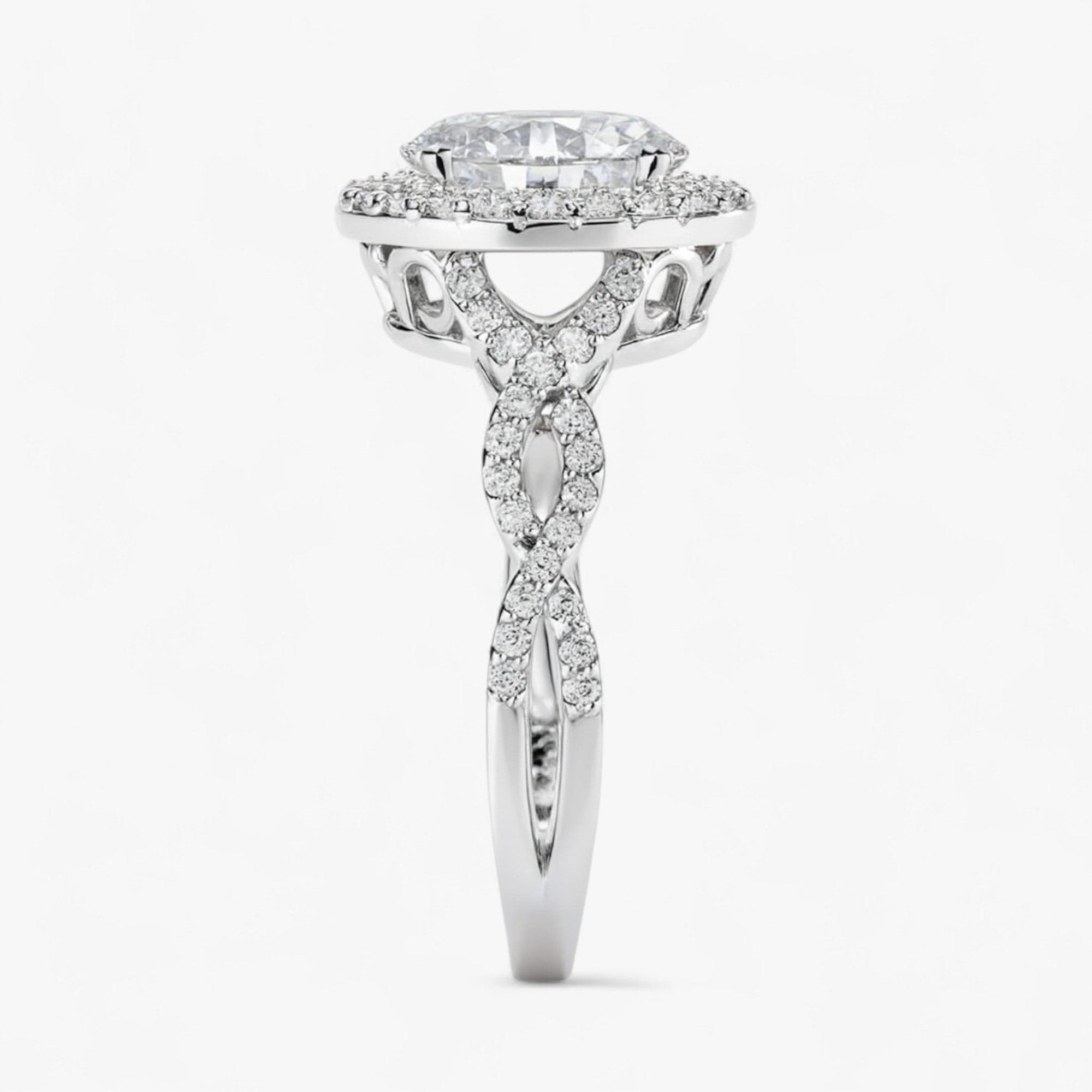 The Iconic Twisted Halo Engagement Ring | Oval