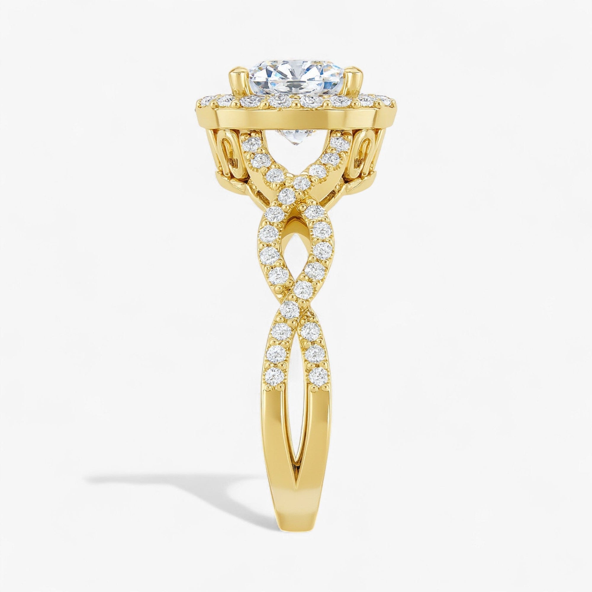 The Iconic Twisted Halo Engagement Ring | Cushion