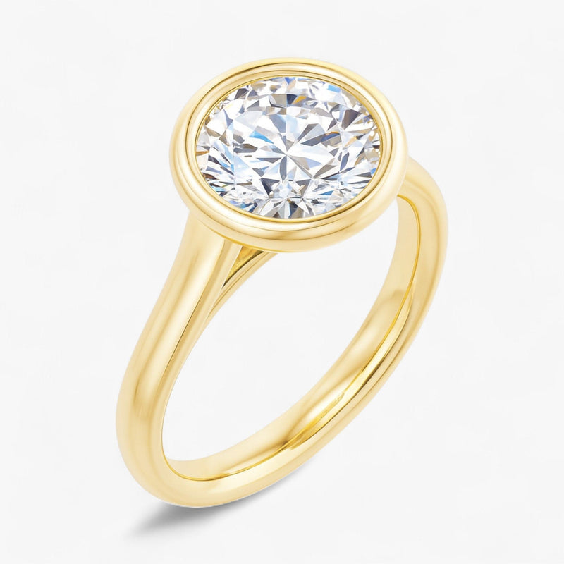 The Classic Bezel Engagement Ring | Round