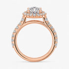 The Iconic Pavé Halo Engagement Ring | Oval