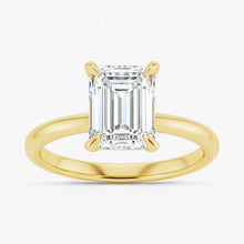 The Timeless Solitaire Engagement Ring | Emerald
