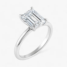 The Timeless Solitaire Engagement Ring | Emerald