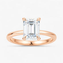 The Timeless Solitaire Engagement Ring | Emerald