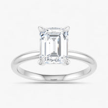 The Timeless Solitaire Engagement Ring | Emerald