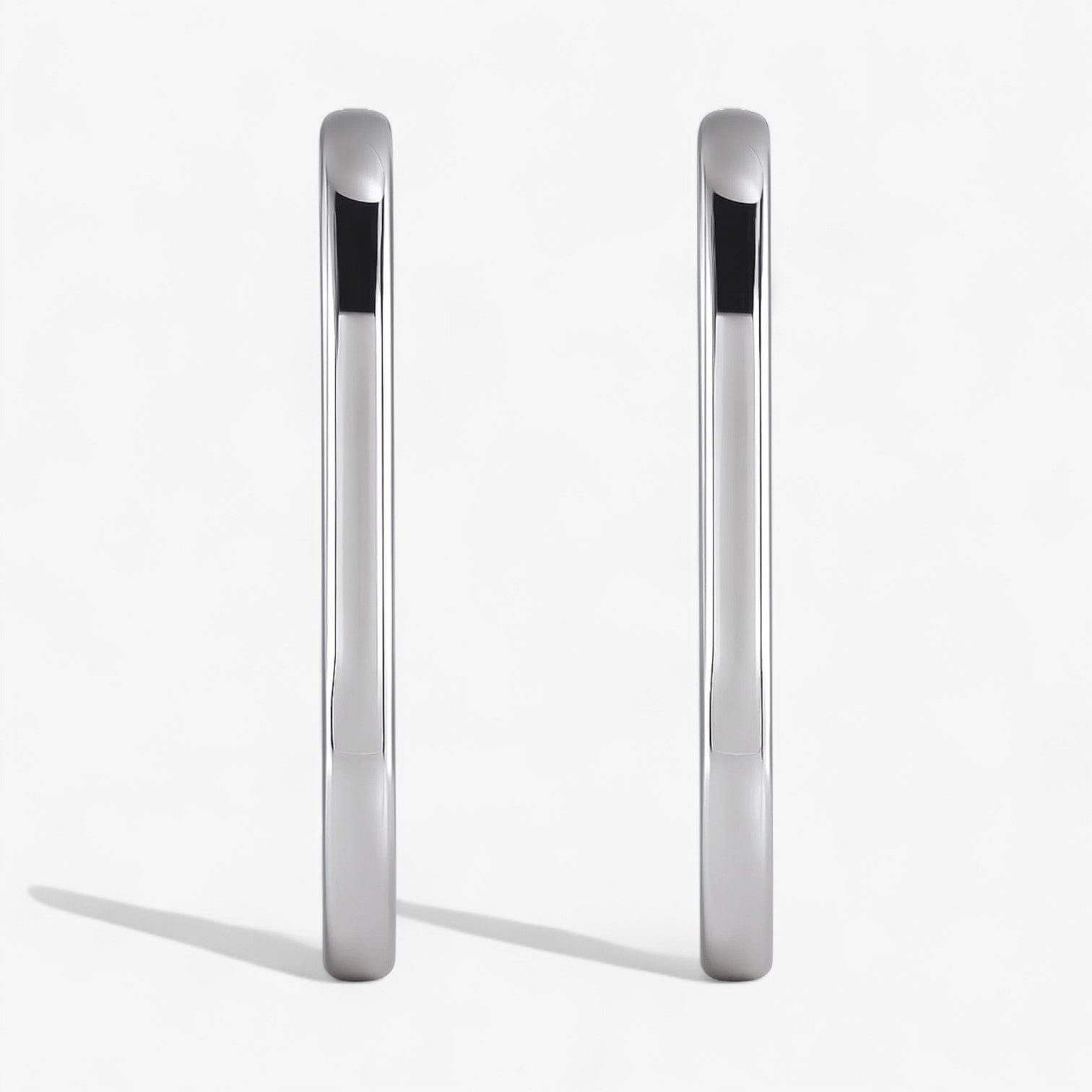 The Oval Hoop Earrings